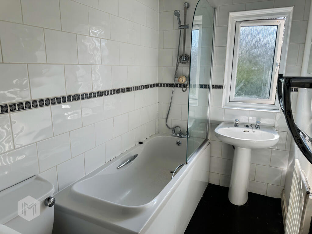2 bed Semi-Detached