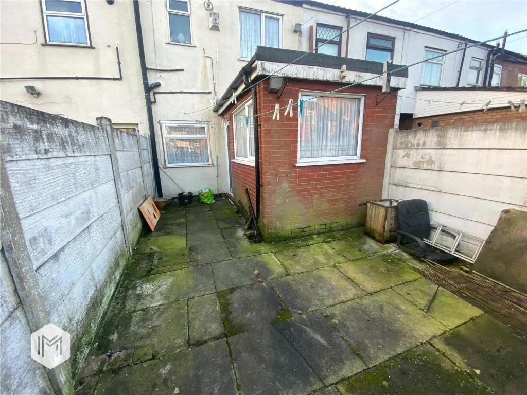 2 bed Terraced