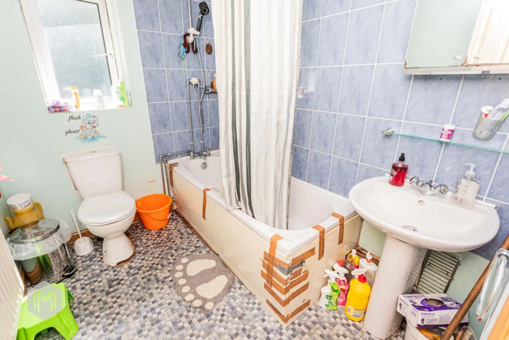 3 bed Terraced