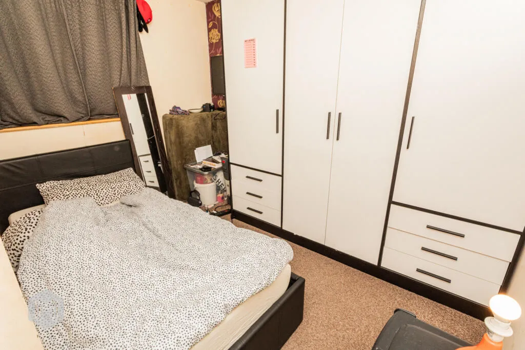 3 bed Terraced