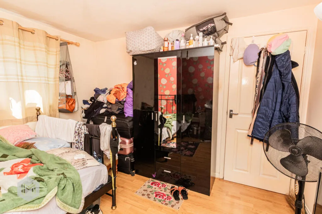 3 bed Terraced