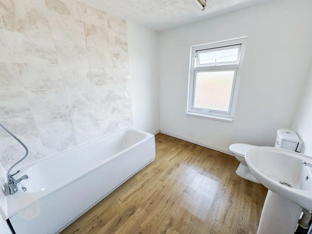 2 bed Terraced