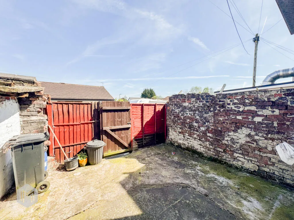 2 bed Terraced