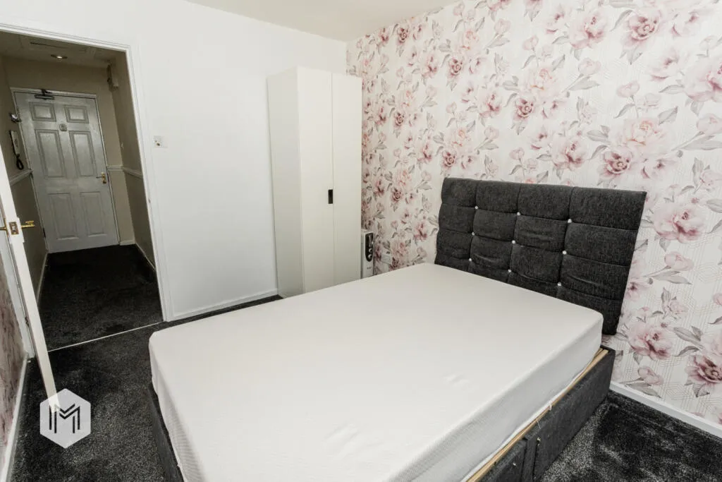 1 bed Apartment