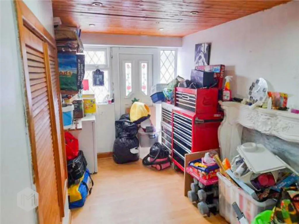 4 bed Town House