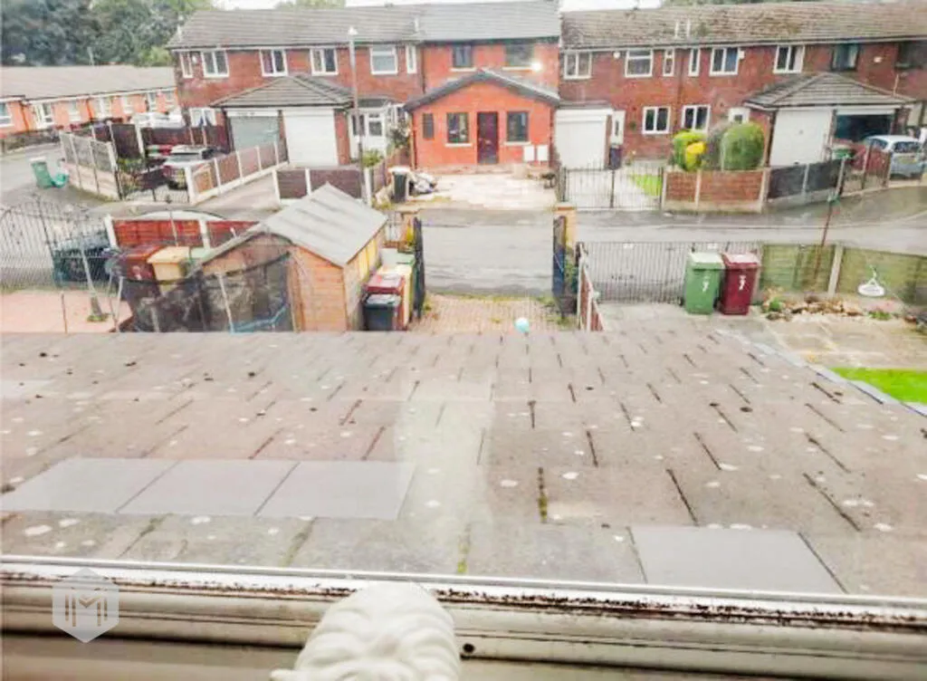4 bed Town House