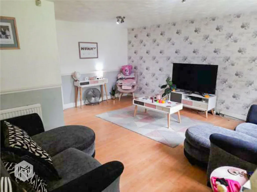 4 bed Town House