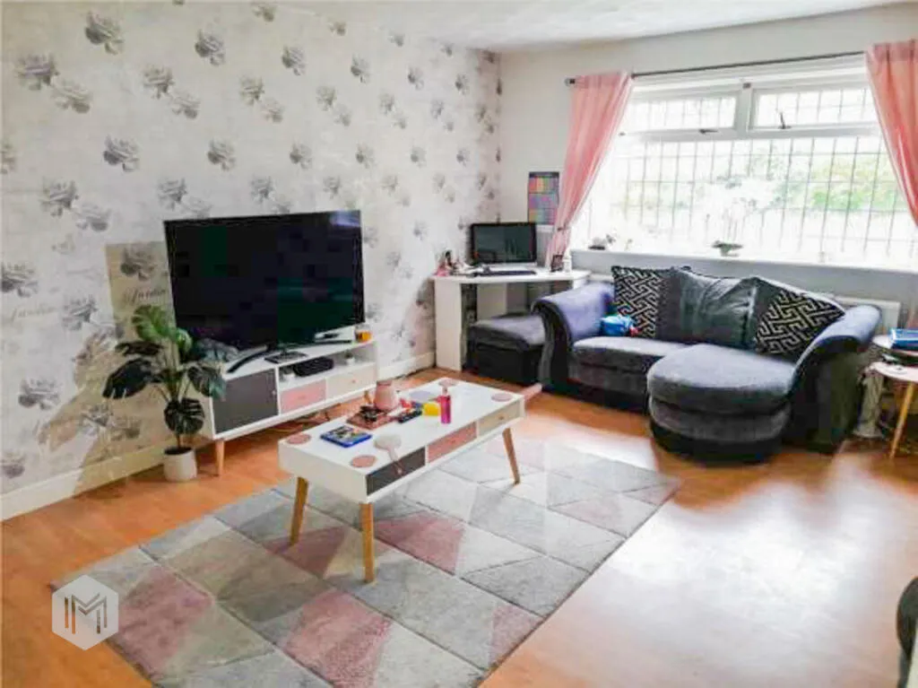 4 bed Town House