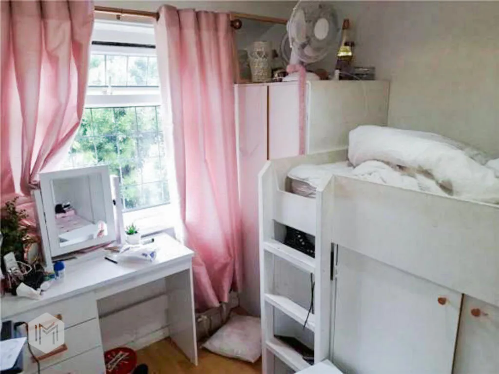 4 bed Town House
