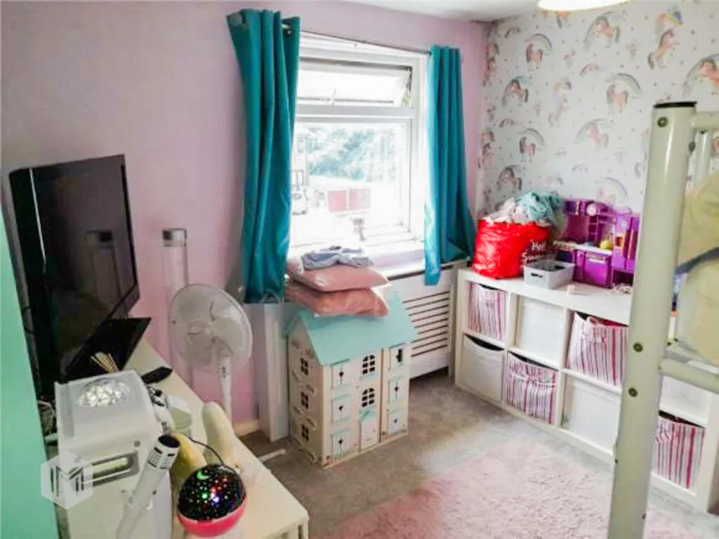 4 bed Town House