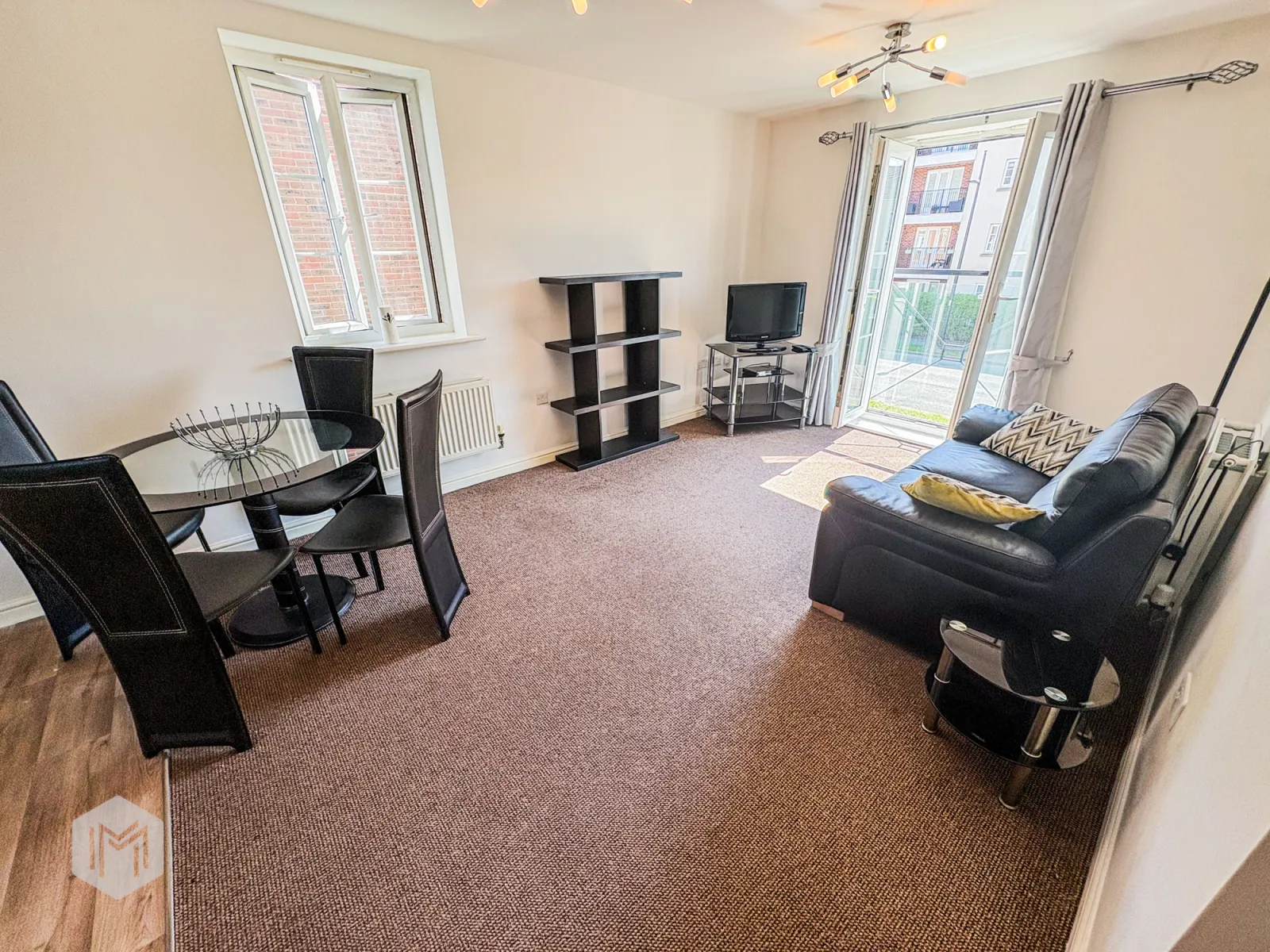 2 bed Apartment