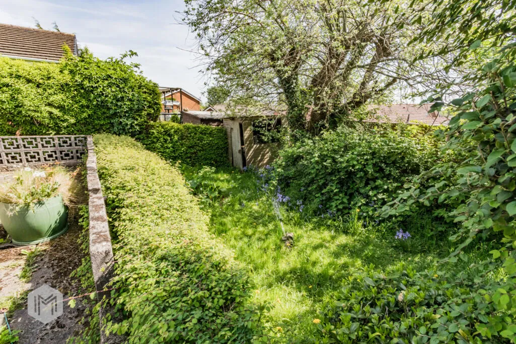 2 bed Semi-Detached Bungalow