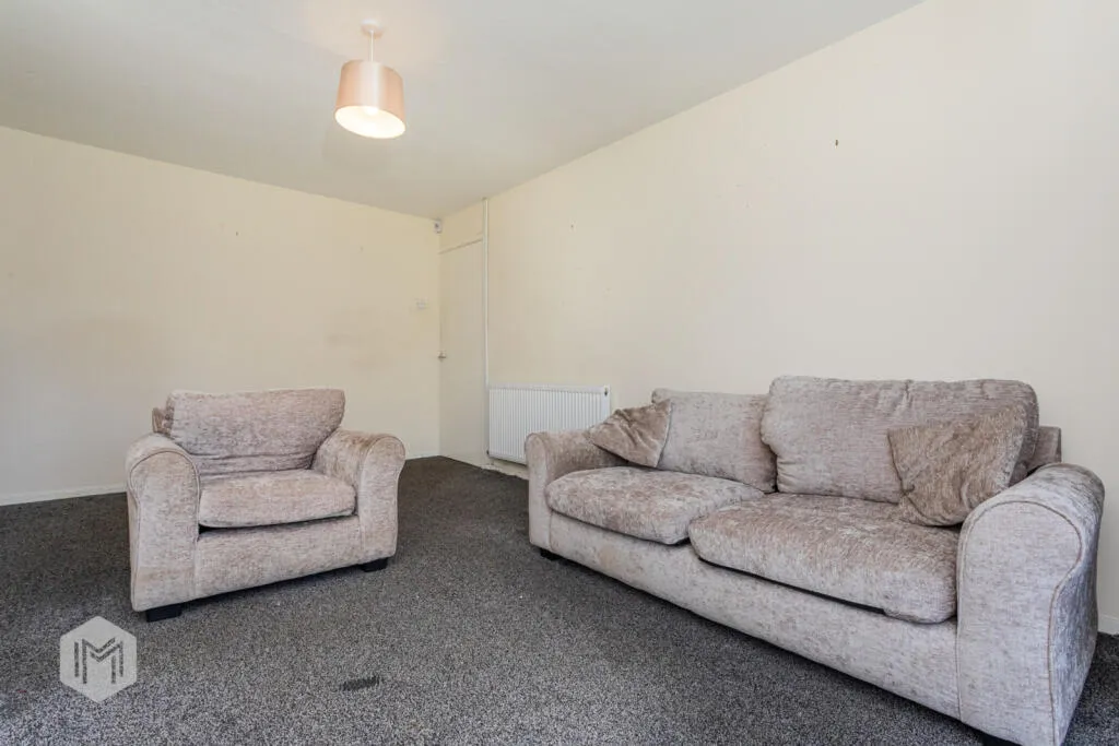 2 bed Semi-Detached Bungalow