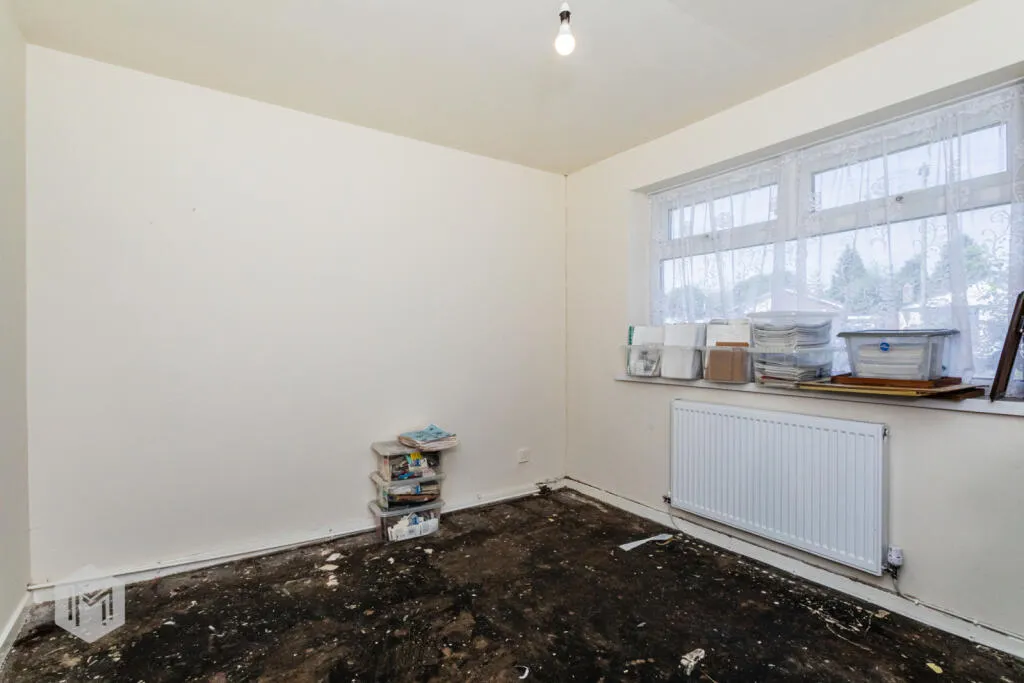 2 bed Semi-Detached Bungalow