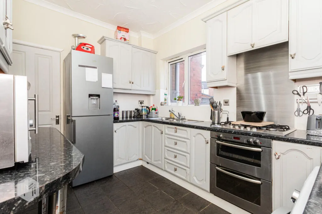 3 bed Semi-Detached