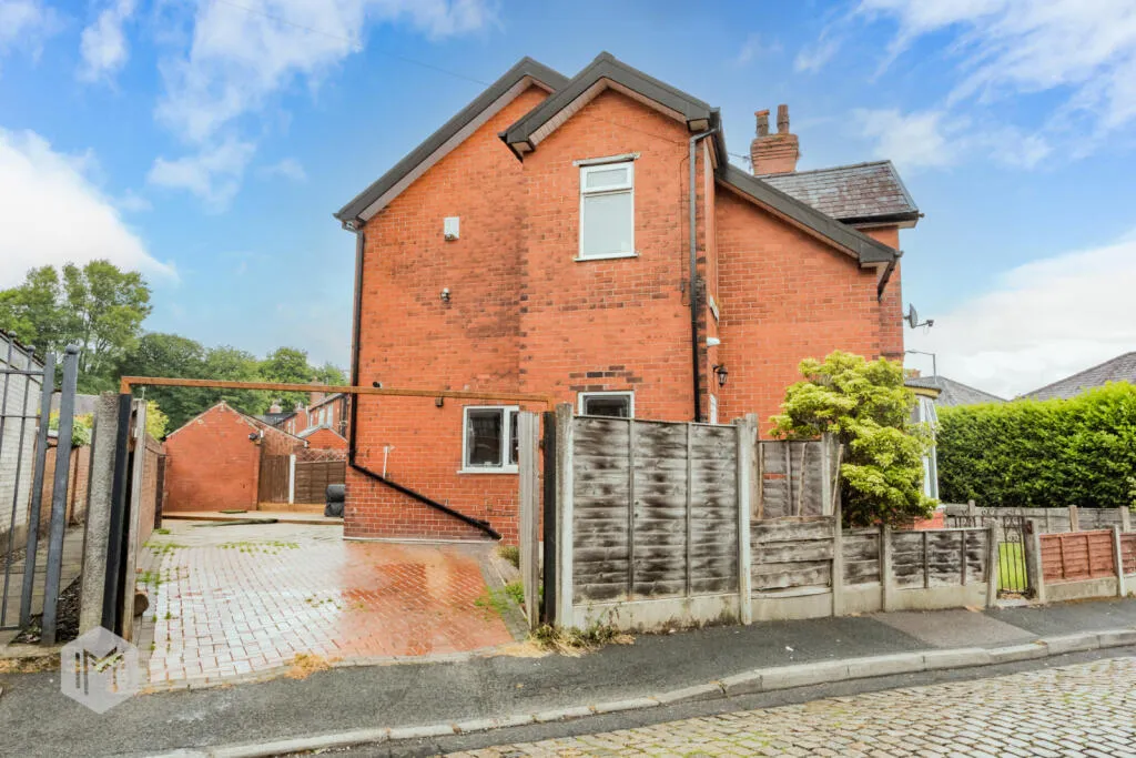 3 bed Semi-Detached