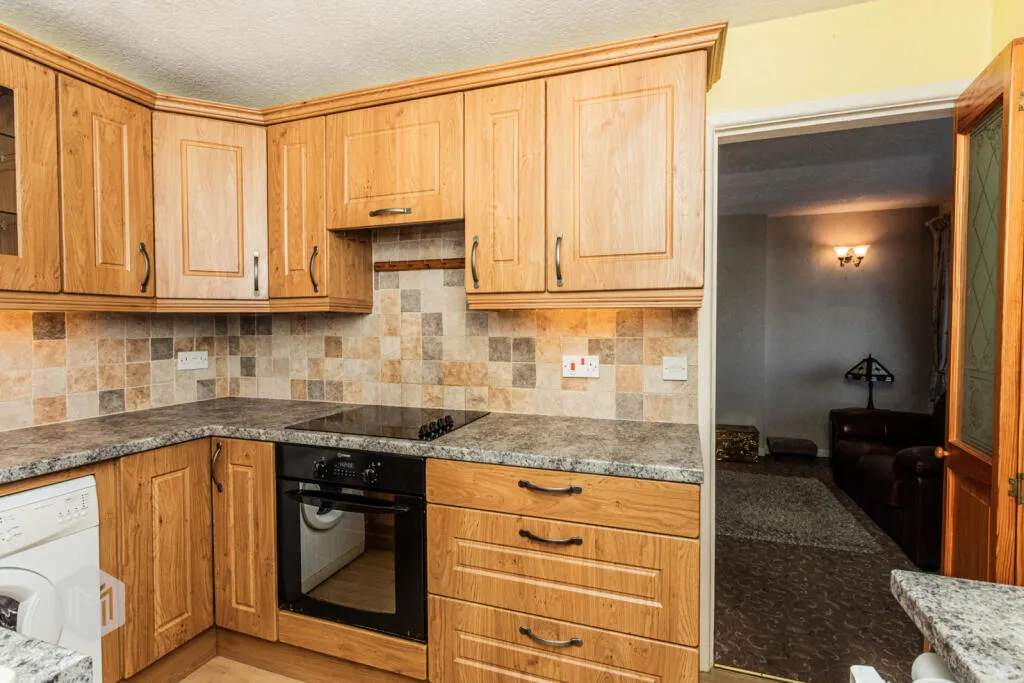 2 bed Semi-Detached Bungalow