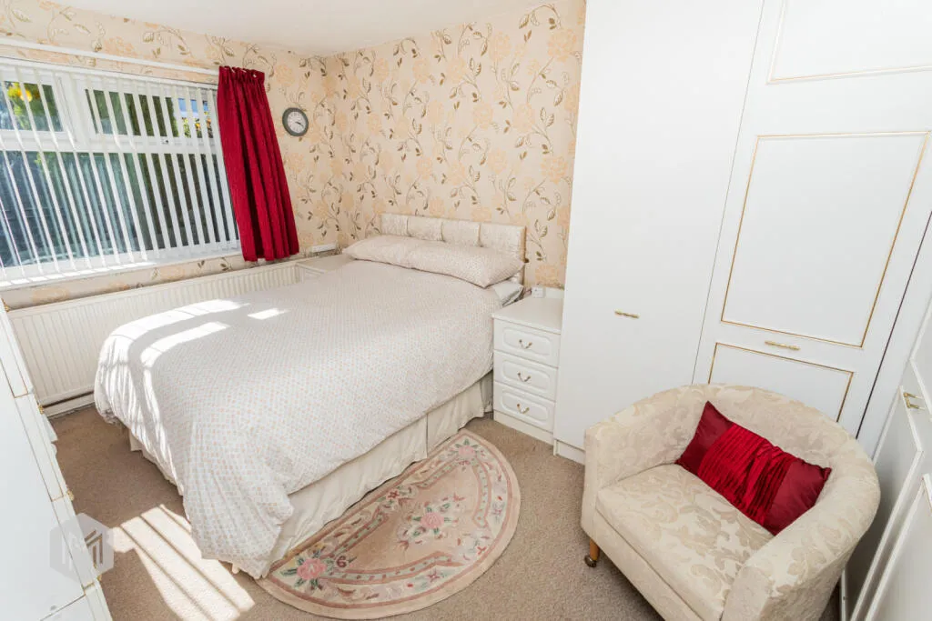 2 bed Semi-Detached Bungalow