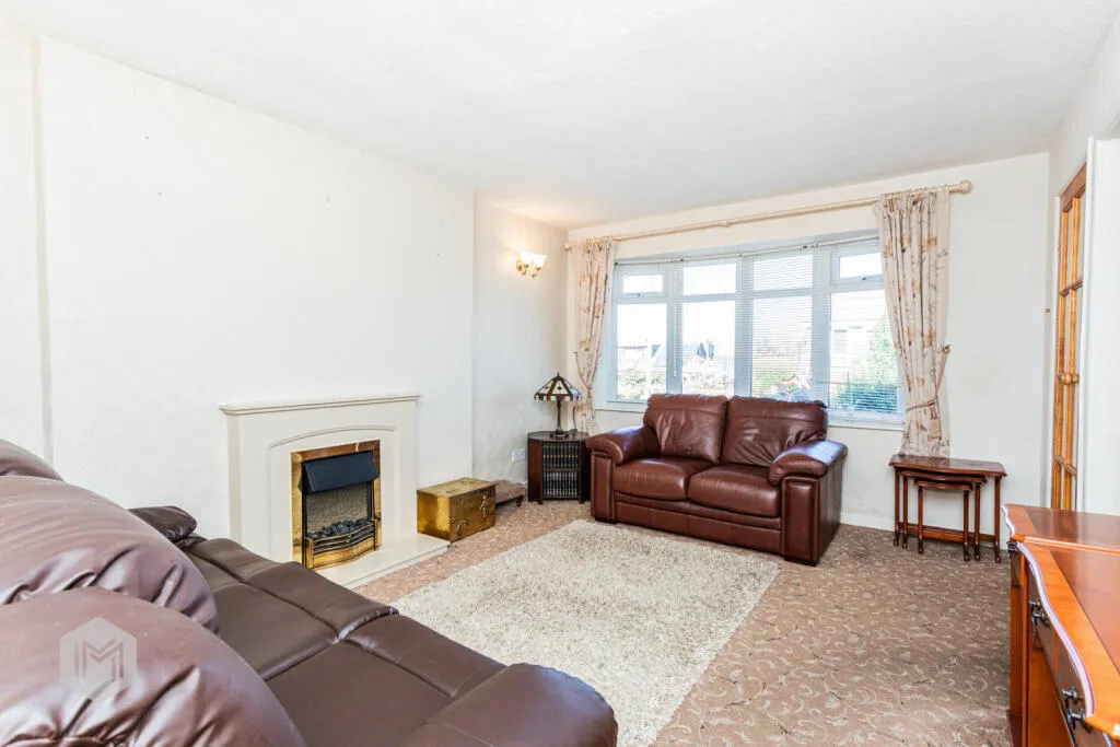 2 bed Semi-Detached Bungalow