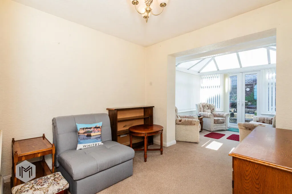 2 bed Semi-Detached Bungalow