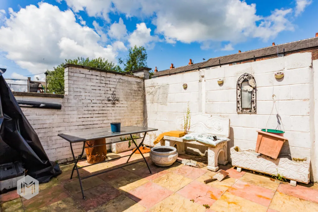 2 bed Terraced