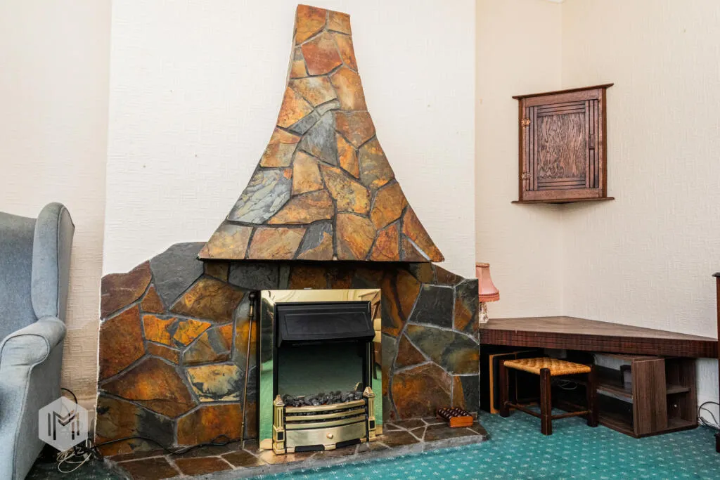 4 bed Semi-Detached