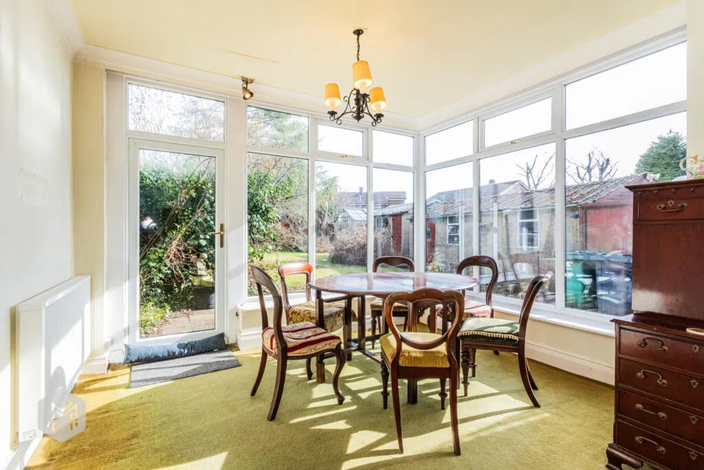4 bed Semi-Detached