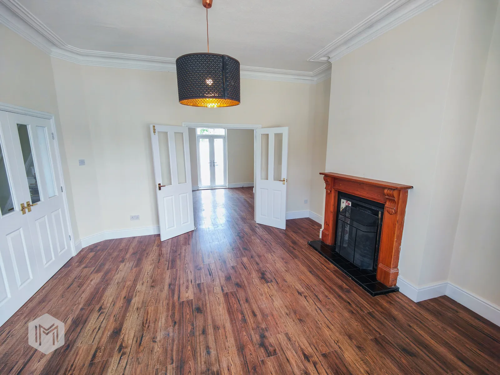 4 bed End of Terrace