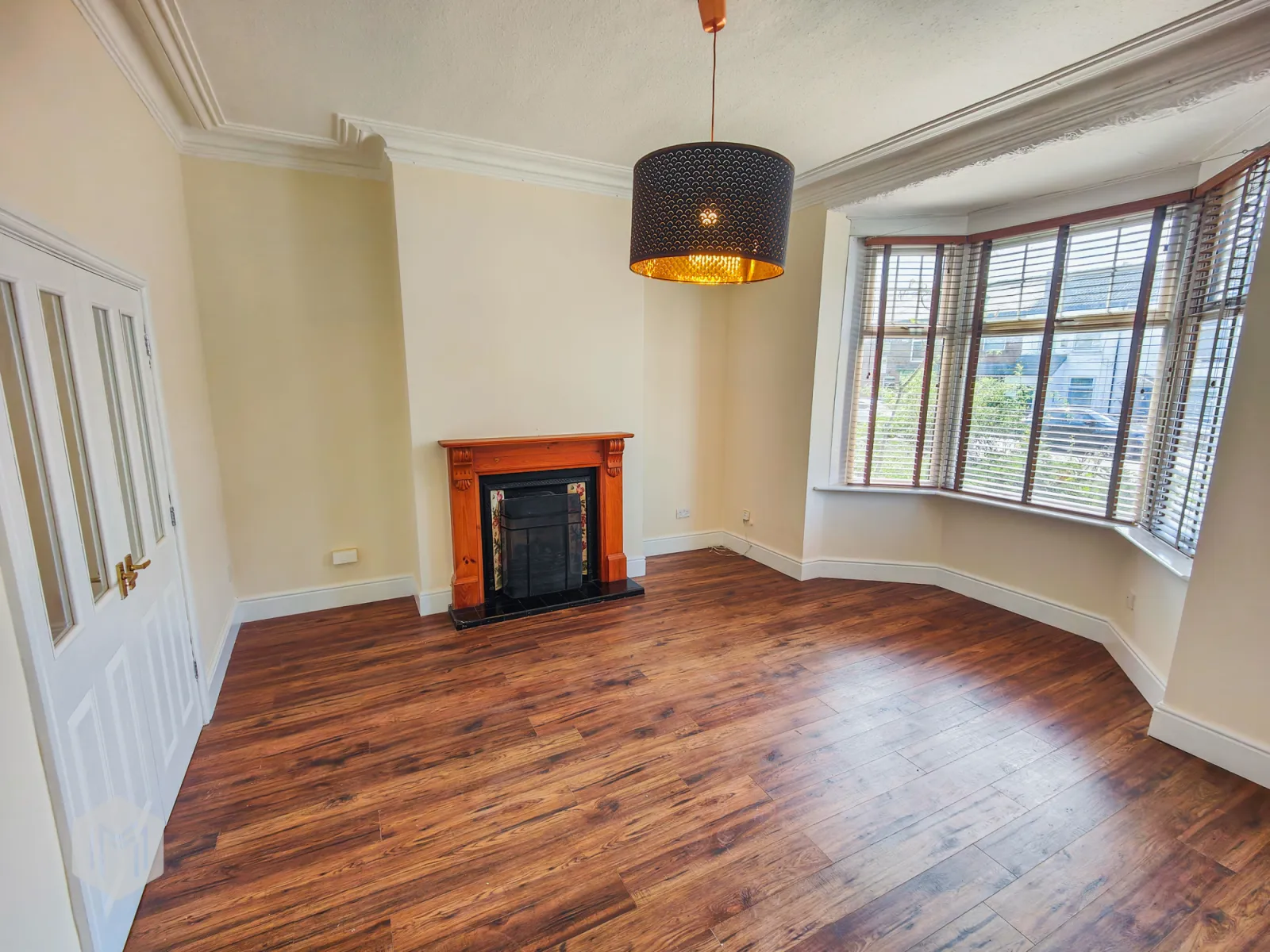 4 bed End of Terrace