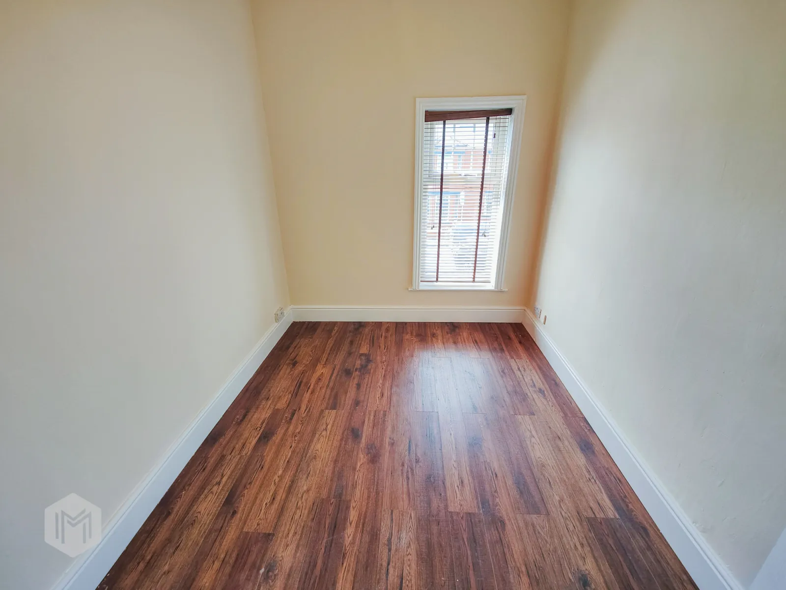 4 bed End of Terrace