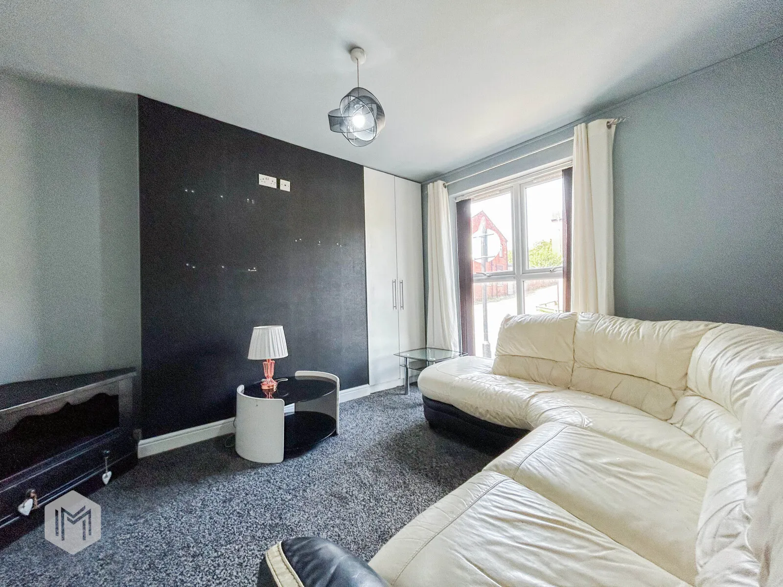 5 bed End of Terrace