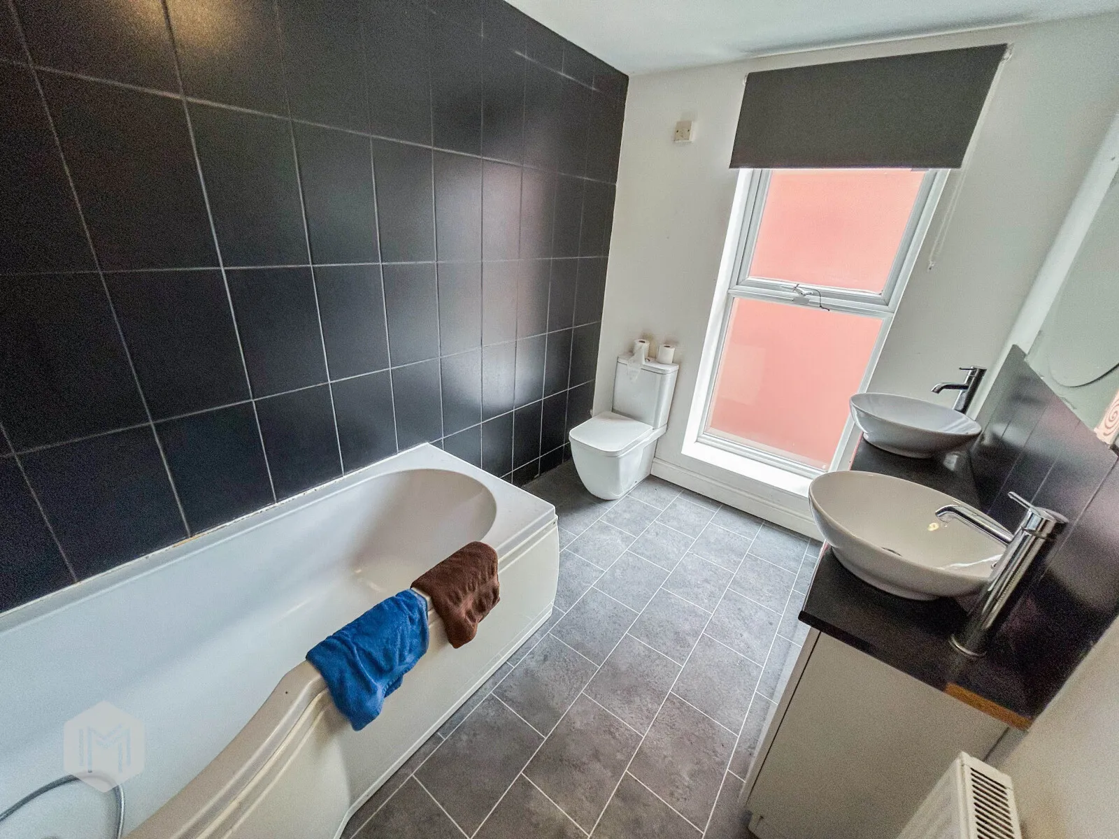 5 bed End of Terrace
