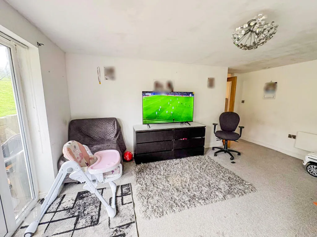 2 bed Apartment