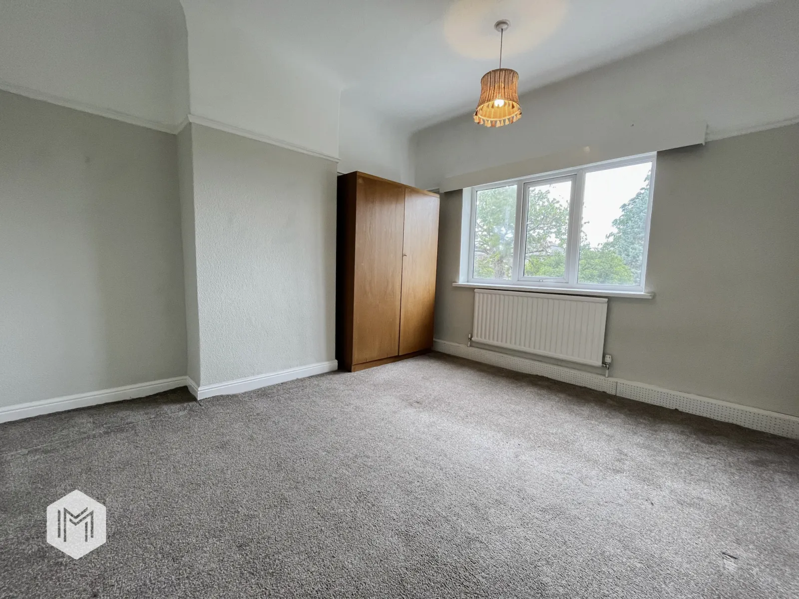 4 bed House