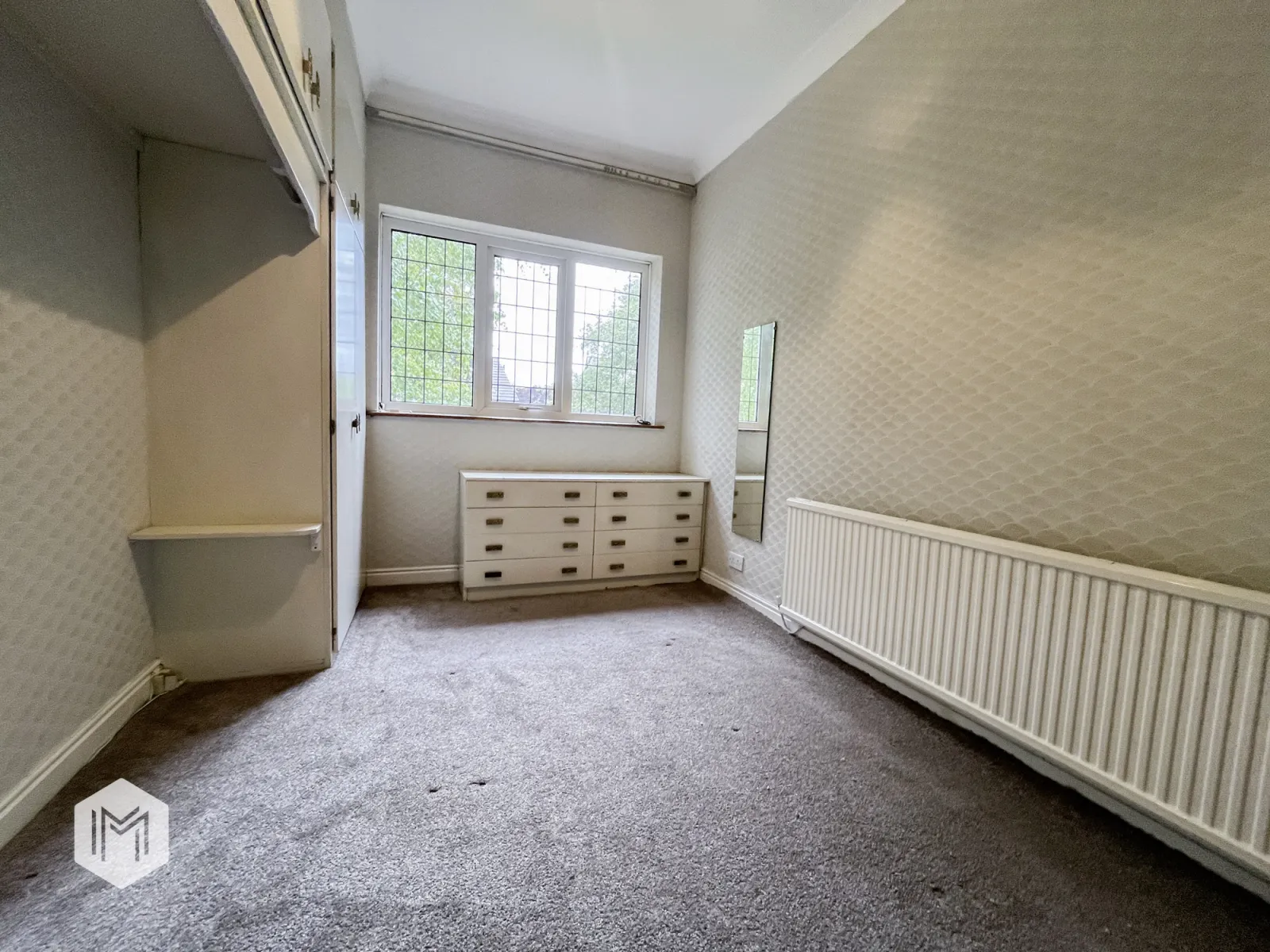 4 bed House