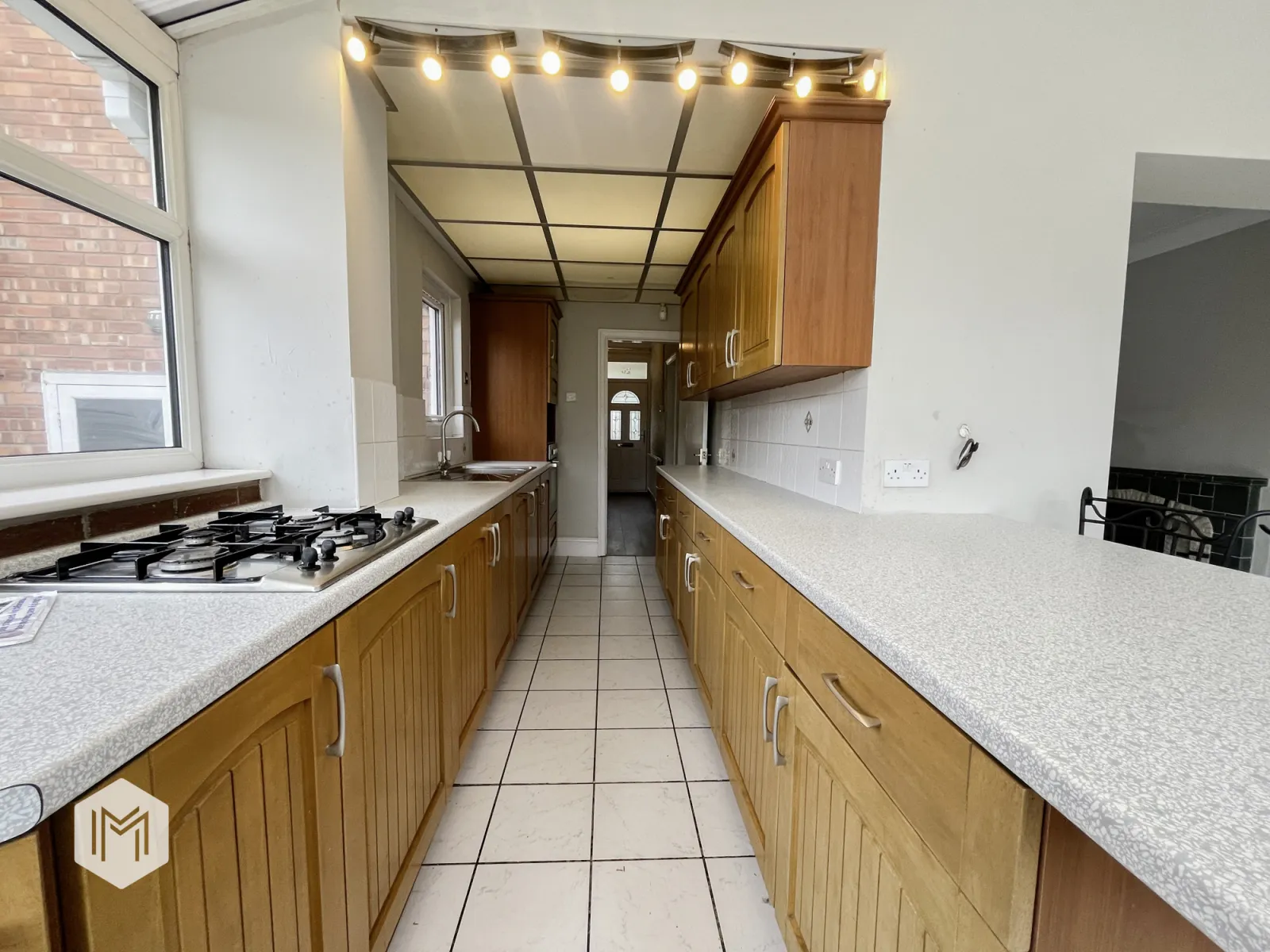 4 bed House