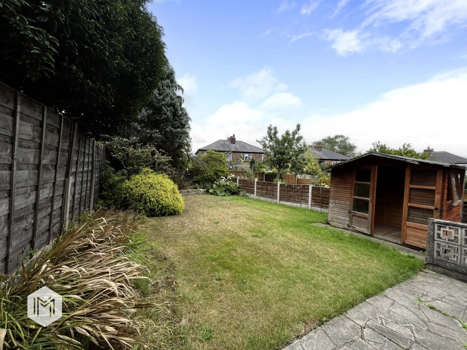 4 bed House