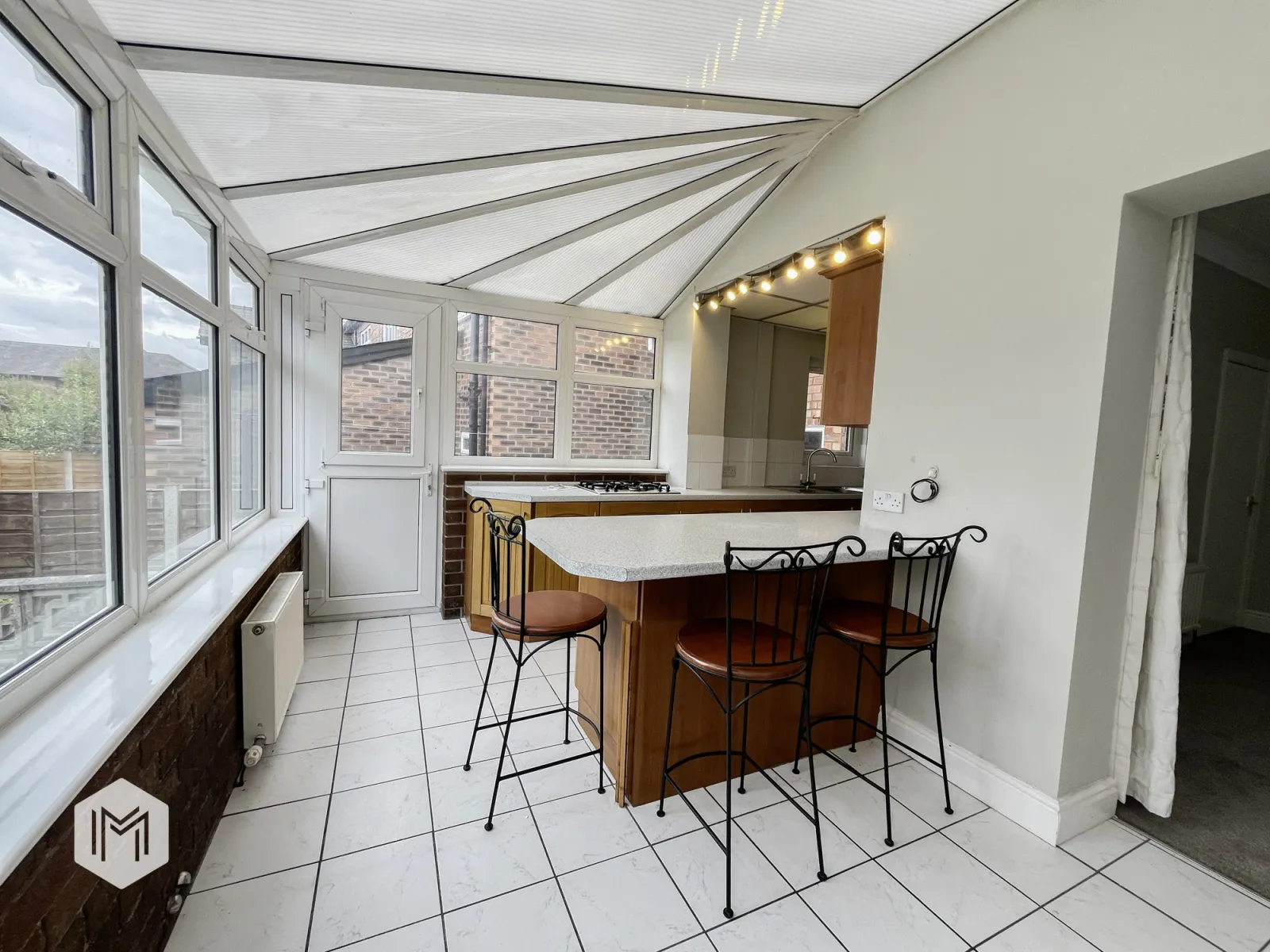 4 bed House