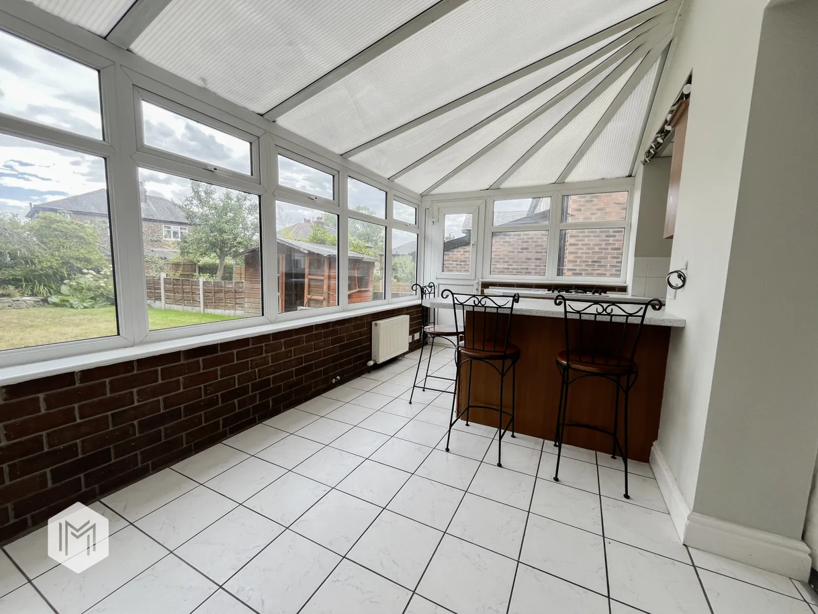 4 bed House
