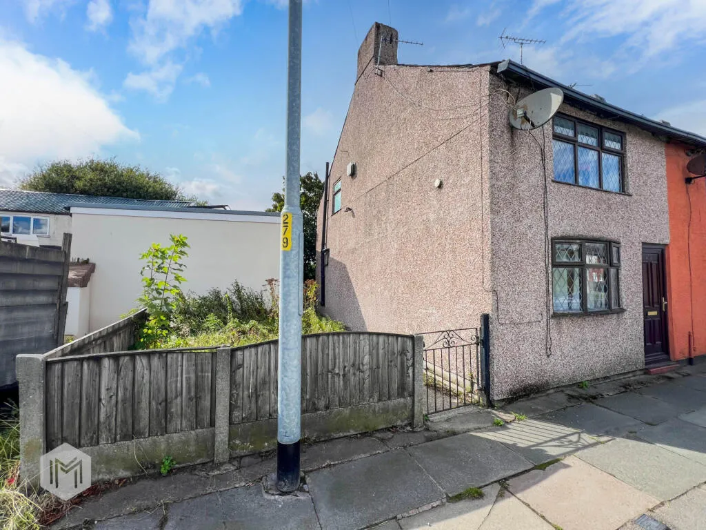 2 bed End of Terrace