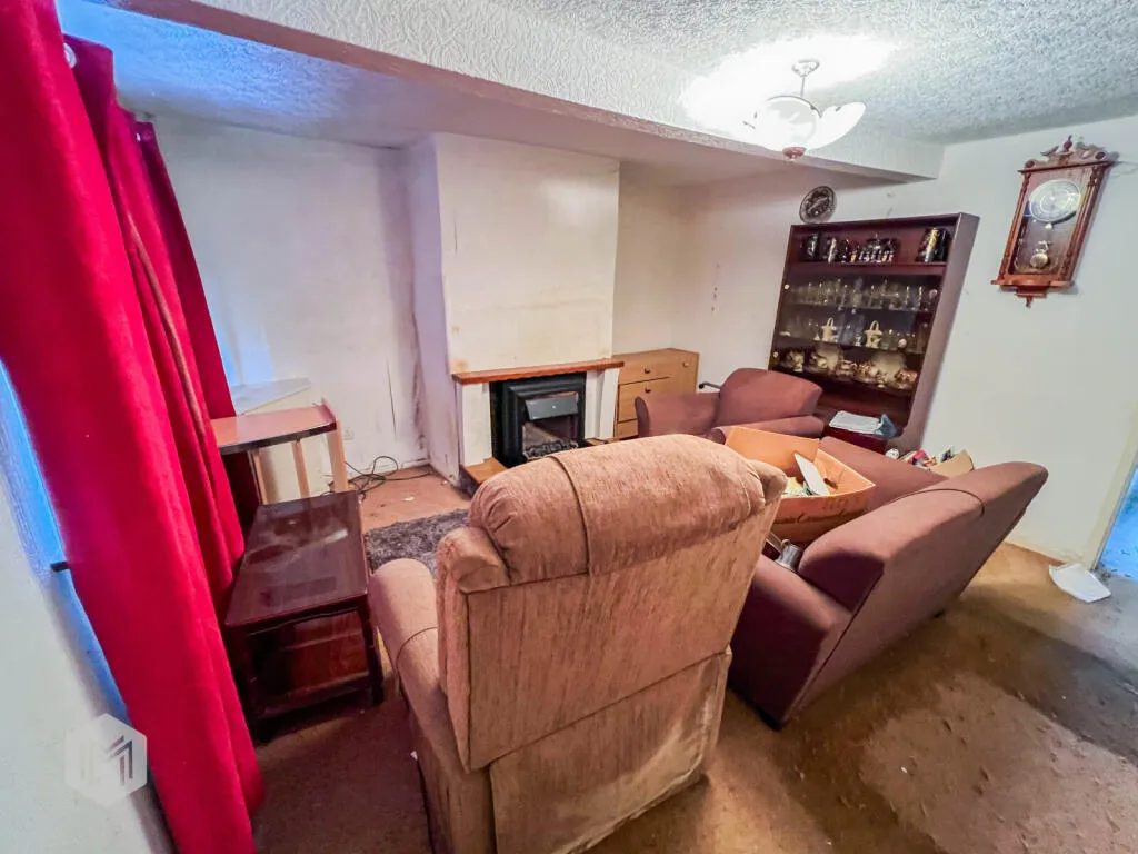 2 bed End of Terrace