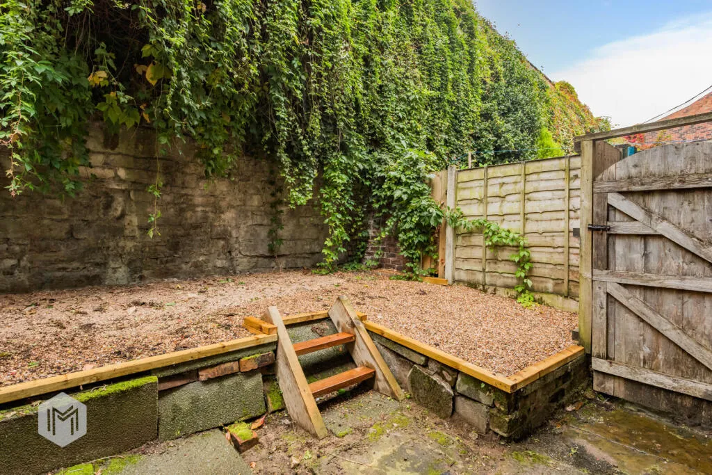 3 bed Terraced