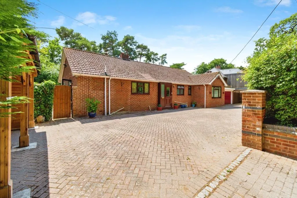 4 bed Bungalow