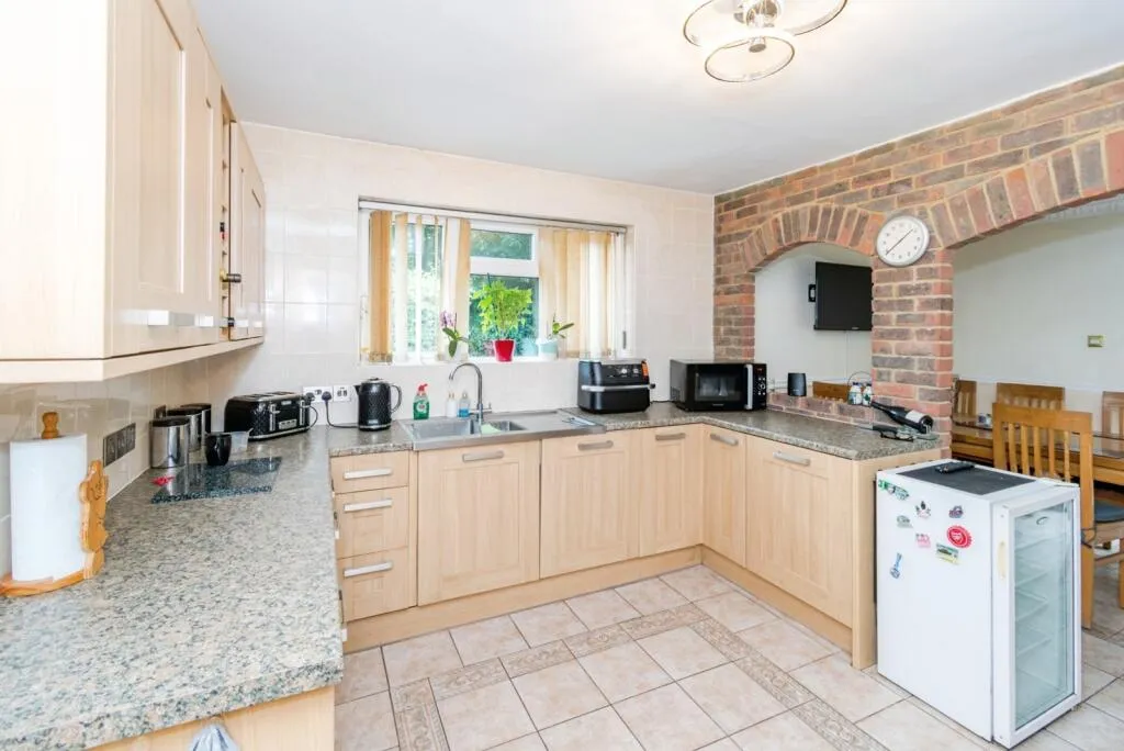 4 bed Bungalow