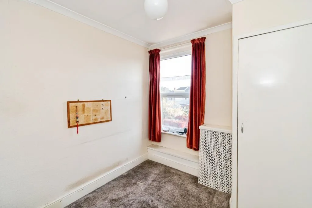 3 bed Terraced
