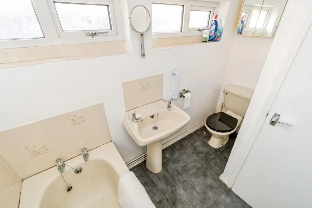 3 bed Terraced