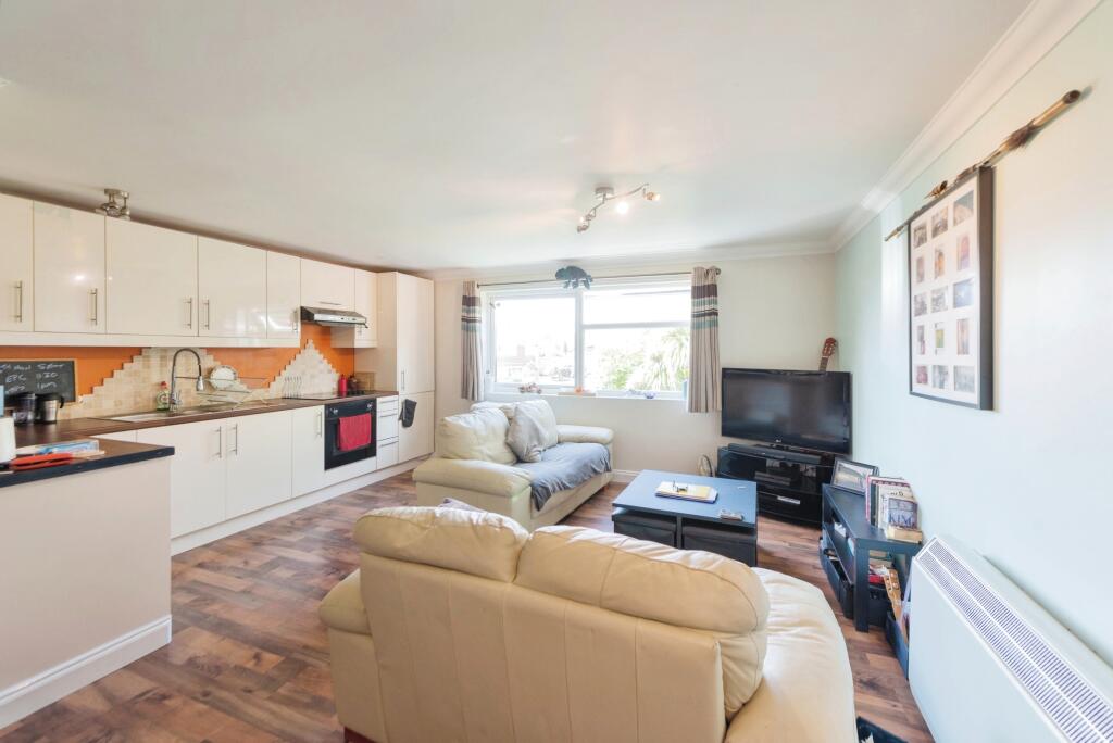 1 bed Apartment