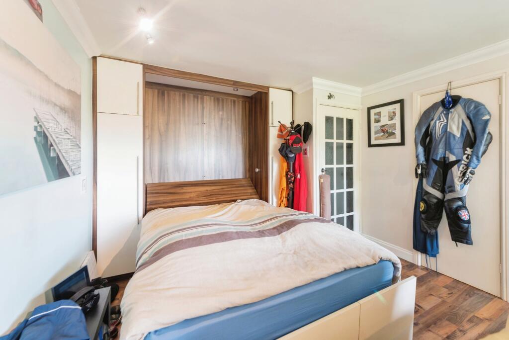 1 bed Apartment