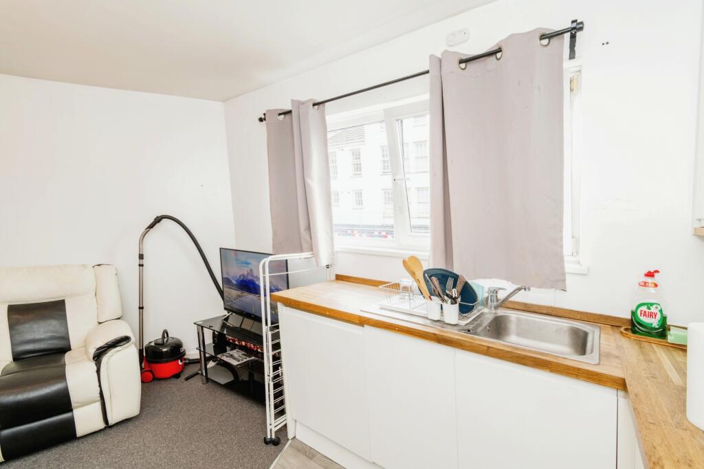 1 bed Apartment