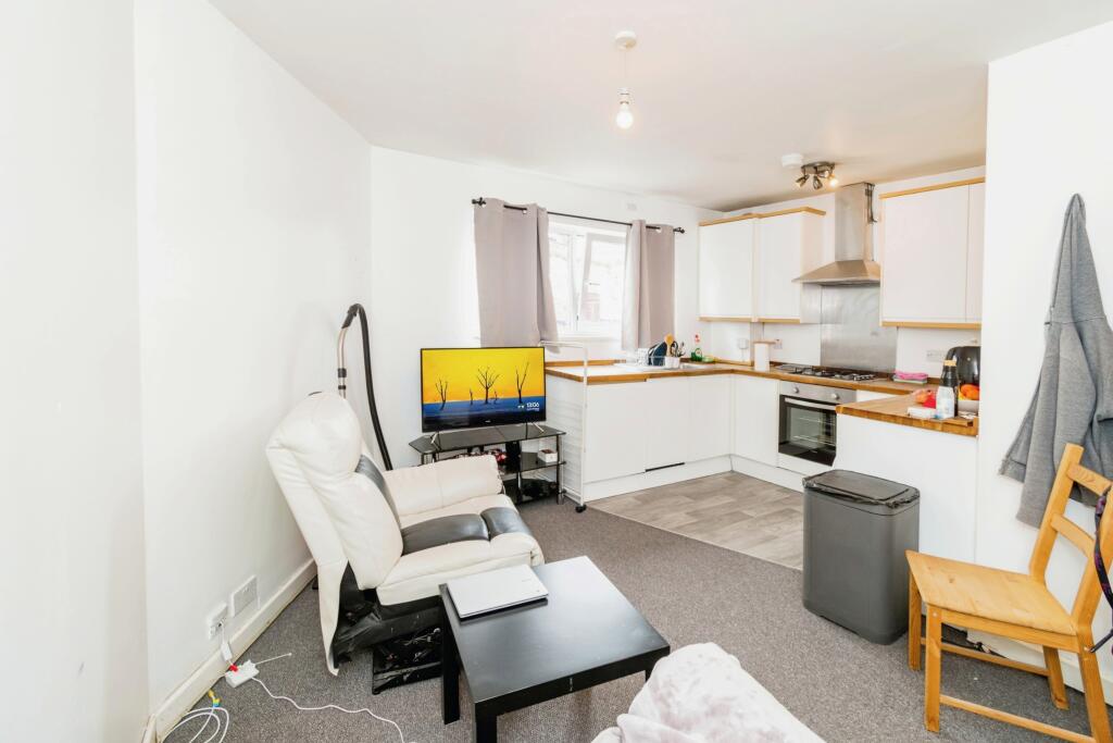 1 bed Apartment